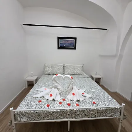 Lady D Historical Center Deluxe Appartement