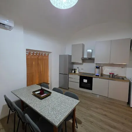 Appartement Lady D Historical Center Deluxe